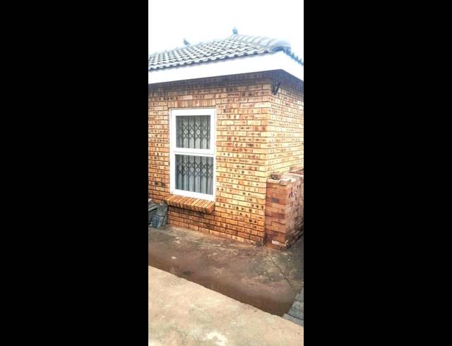 3 BEDROOM HOUSE FOR SALE IN ZUURBULT